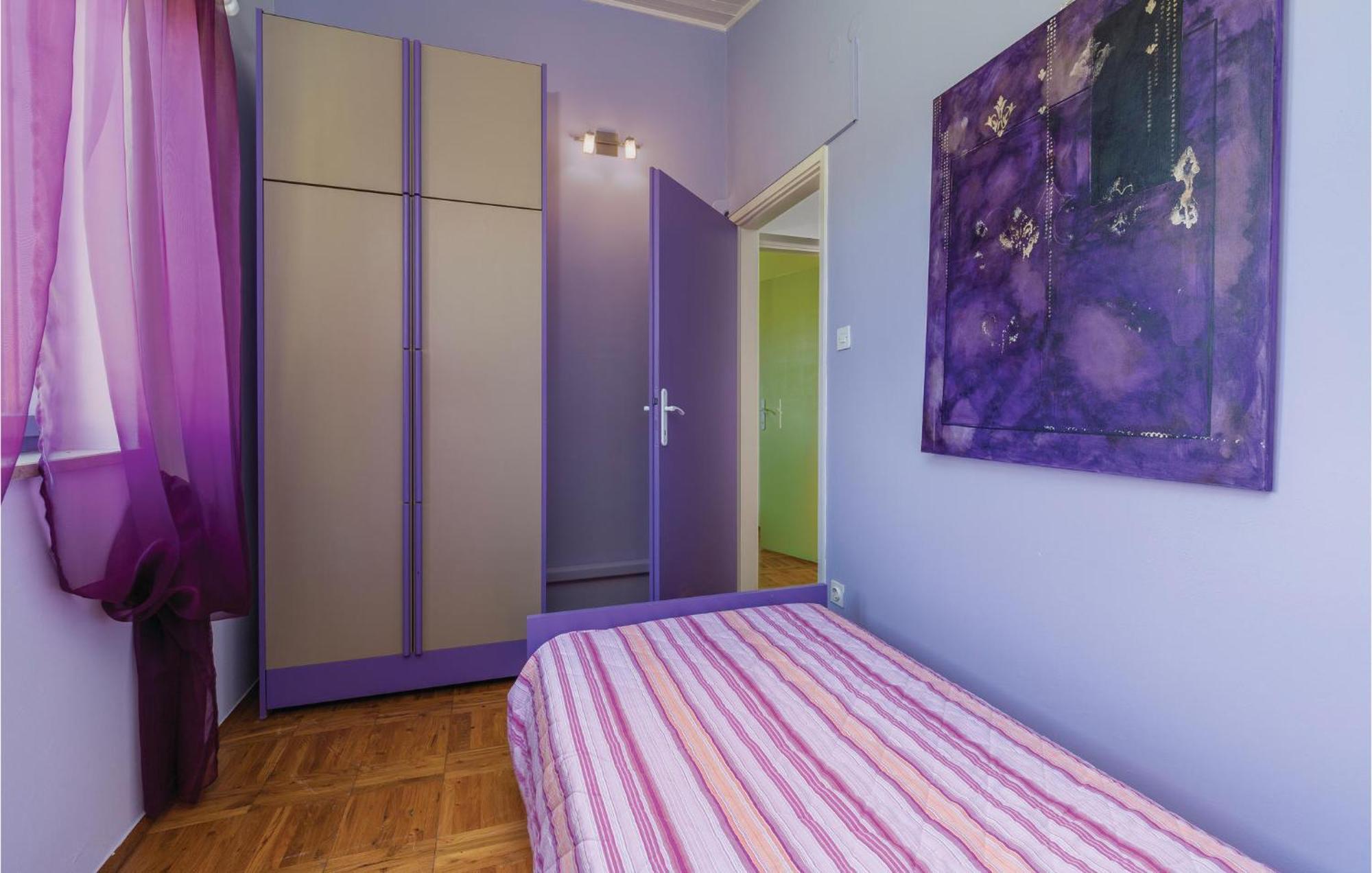 Cozy Apartment In Tar With House Sea View Tar-Vabriga Bagian luar foto